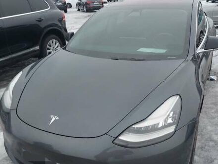 Тесла Модель 3 2018 в Киеве на Automoto.ua Тесла Модель 3, объемом двигателя 0 л и пробегом 93 тыс. км за 18900 $, фото 1 на Automoto.ua