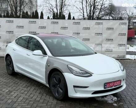 Тесла Модель 3, объемом двигателя 0 л и пробегом 123 тыс. км за 12800 $, фото 1 на Automoto.ua