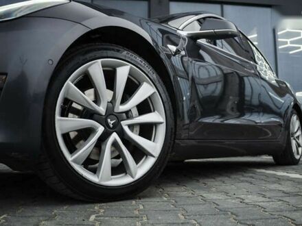 Тесла Модель 3, объемом двигателя 0 л и пробегом 150 тыс. км за 19000 $, фото 1 на Automoto.ua