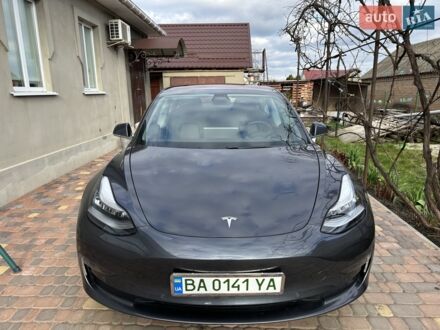 Тесла Модель 3, объемом двигателя 0 л и пробегом 50 тыс. км за 33300 $, фото 1 на Automoto.ua