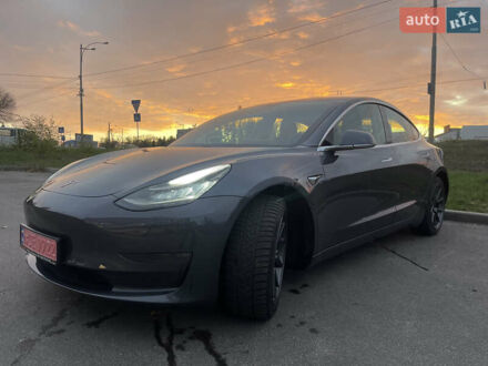 Тесла Модель 3, объемом двигателя 0 л и пробегом 72 тыс. км за 31950 $, фото 1 на Automoto.ua