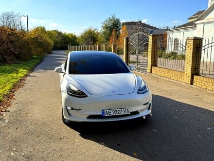 Тесла Модель 3, объемом двигателя 0.19 л и пробегом 114 тыс. км за 15500 $, фото 1 на Automoto.ua
