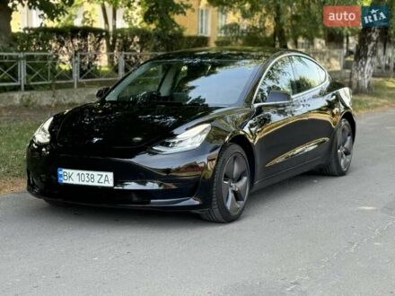Тесла Модель 3 2019 в Дубно на Automoto.ua Тесла Модель 3, объемом двигателя 0 л и пробегом 117 тыс. км за 20800 $, фото 1 на Automoto.ua