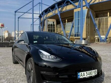 Тесла Модель 3 2019 в Харькове на Automoto.ua Тесла Модель 3, объемом двигателя 0 л и пробегом 53 тыс. км за 17500 $, фото 1 на Automoto.ua