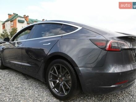 Тесла Модель 3, объемом двигателя 0 л и пробегом 96 тыс. км за 12999 $, фото 1 на Automoto.ua