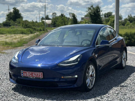 Тесла Модель 3 2020 в Дубно на Automoto.ua Тесла Модель 3, объемом двигателя 0 л и пробегом 62 тыс. км за 18750 $, фото 1 на Automoto.ua