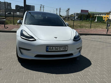 Тесла Модель 3 2020 в Киеве на Automoto.ua Тесла Модель 3, объемом двигателя 0 л и пробегом 70 тыс. км за 19000 $, фото 1 на Automoto.ua