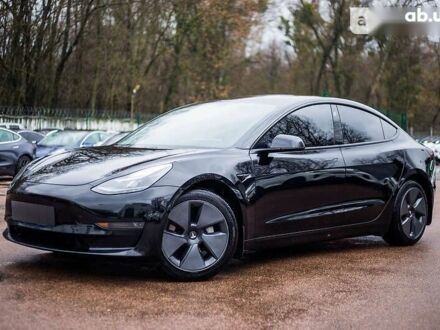 Тесла Модель 3 2020 в Киеве на Automoto.ua Тесла Модель 3, объемом двигателя 0 л и пробегом 26 тыс. км за 34500 $, фото 1 на Automoto.ua