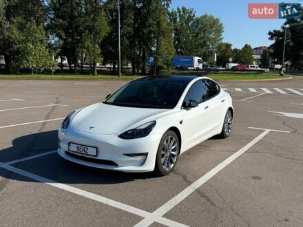 Тесла Модель 3, объемом двигателя 0 л и пробегом 65 тыс. км за 20999 $, фото 1 на Automoto.ua