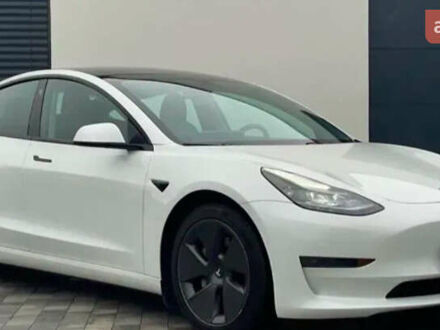 Тесла Модель 3 2021 в Киеве на Automoto.ua Тесла Модель 3, объемом двигателя 0 л и пробегом 65 тыс. км за 25000 $, фото 1 на Automoto.ua
