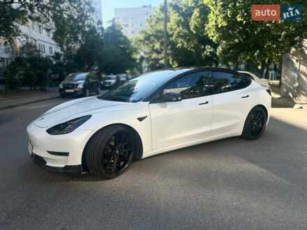 Тесла Модель 3 2021 у Харкові на Automoto.ua Тесла Модель 3, об'ємом двигуна 0 л та пробігом 33 тис. км за 23500 $, фото 1 на Automoto.ua