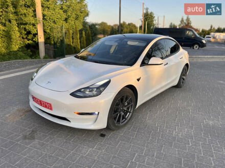 Тесла Модель 3 2021 у Кременце на Automoto.ua Тесла Модель 3, об'ємом двигуна 0 л та пробігом 99 тис. км за 16900 $, фото 1 на Automoto.ua