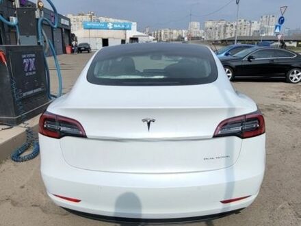 Тесла Модель 3, об'ємом двигуна 0 л та пробігом 40 тис. км за 20500 $, фото 1 на Automoto.ua