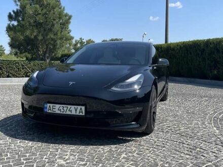 Тесла Модель 3 2021 в Днепре (Днепропетровске) на Automoto.ua Тесла Модель 3, объемом двигателя 0 л и пробегом 20 тыс. км за 29500 $, фото 1 на Automoto.ua