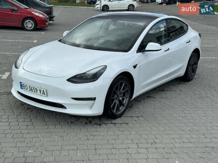Тесла Модель 3 2022 у Тернополі на Automoto.ua Тесла Модель 3, об'ємом двигуна 0 л та пробігом 25 тис. км за 23990 $, фото 1 на Automoto.ua