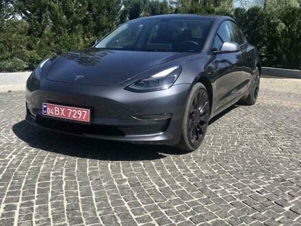 Тесла Модель 3 2022 в Днепре (Днепропетровске) на Automoto.ua Тесла Модель 3, объемом двигателя 0 л и пробегом 23 тыс. км за 27500 $, фото 1 на Automoto.ua