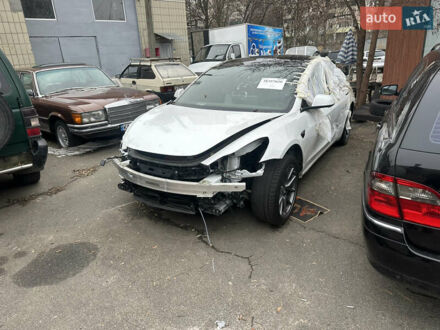 Тесла Модель 3 2022 в Киеве на Automoto.ua Тесла Модель 3, объемом двигателя 0 л и пробегом 60 тыс. км за 6500 $, фото 1 на Automoto.ua