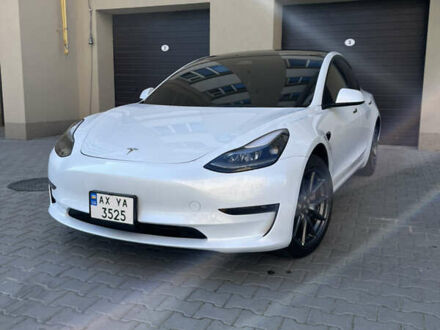 Тесла Модель 3 2022 в Хмельницком на Automoto.ua Тесла Модель 3, объемом двигателя 0 л и пробегом 11 тыс. км за 28500 $, фото 1 на Automoto.ua
