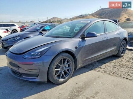 Тесла Модель 3, объемом двигателя 0 л и пробегом 56 тыс. км за 6500 $, фото 1 на Automoto.ua