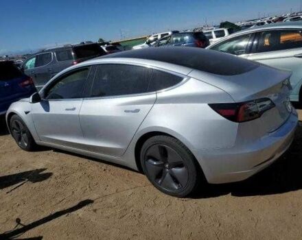 Серый Тесла Модель 3, объемом двигателя 0 л и пробегом 72 тыс. км за 6100 $, фото 4 на Automoto.ua