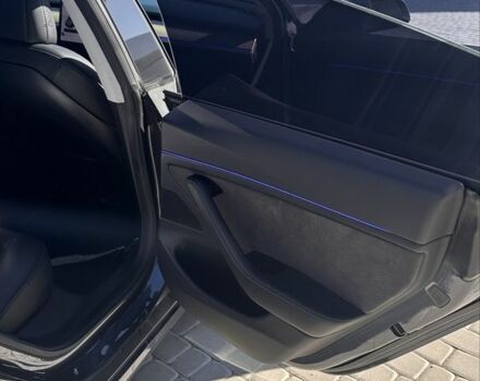 Тесла Модель 3 2018 в Каменце-Подольском на Automoto.ua Серый Тесла Модель 3, объемом двигателя 0 л и пробегом 94 тыс. км за 16999 $, фото 7 на Automoto.ua