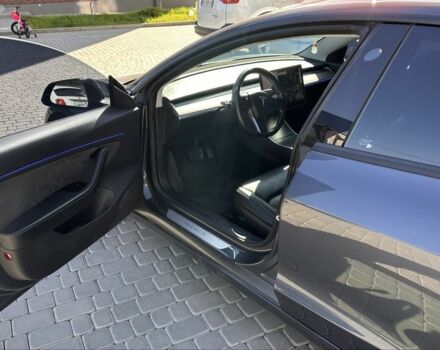 Тесла Модель 3 2018 в Каменце-Подольском на Automoto.ua Серый Тесла Модель 3, объемом двигателя 0 л и пробегом 94 тыс. км за 16999 $, фото 10 на Automoto.ua