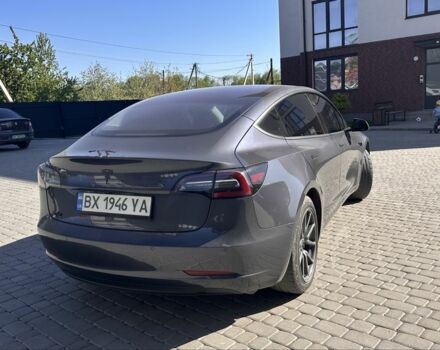 Тесла Модель 3 2018 в Каменце-Подольском на Automoto.ua Серый Тесла Модель 3, объемом двигателя 0 л и пробегом 94 тыс. км за 16999 $, фото 3 на Automoto.ua