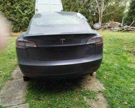 Серый Тесла Модель 3, объемом двигателя 0 л и пробегом 105 тыс. км за 8350 $, фото 6 на Automoto.ua