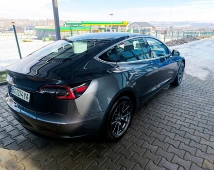 Сірий Тесла Модель 3, об'ємом двигуна 0 л та пробігом 50 тис. км за 16700 $, фото 2 на Automoto.ua