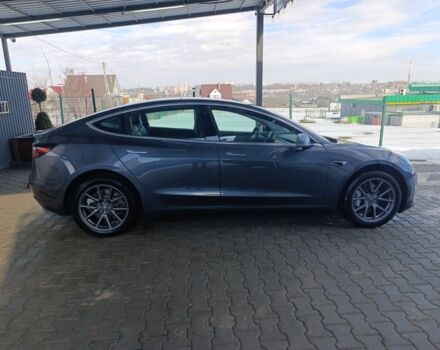 Сірий Тесла Модель 3, об'ємом двигуна 0 л та пробігом 50 тис. км за 16700 $, фото 3 на Automoto.ua