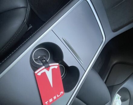 Серый Тесла Модель 3, объемом двигателя 0 л и пробегом 34 тыс. км за 20900 $, фото 7 на Automoto.ua