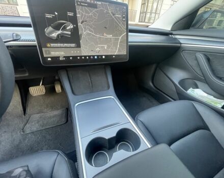 Серый Тесла Модель 3, объемом двигателя 0 л и пробегом 34 тыс. км за 20900 $, фото 3 на Automoto.ua