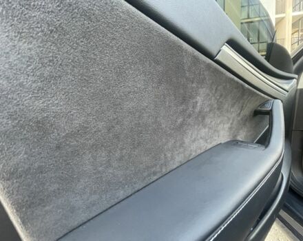 Серый Тесла Модель 3, объемом двигателя 0 л и пробегом 34 тыс. км за 20900 $, фото 4 на Automoto.ua