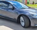 Серый Тесла Модель 3, объемом двигателя 0 л и пробегом 41 тыс. км за 23992 $, фото 3 на Automoto.ua
