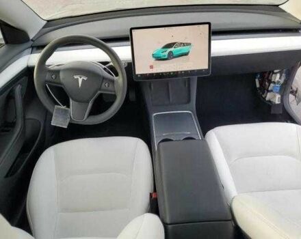 Серый Тесла Модель 3, объемом двигателя 0 л и пробегом 20 тыс. км за 15000 $, фото 8 на Automoto.ua