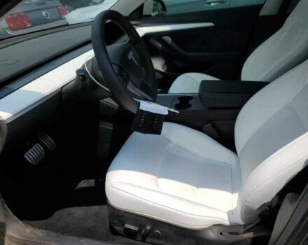 Сірий Тесла Модель 3, об'ємом двигуна 0 л та пробігом 37 тис. км за 8000 $, фото 6 на Automoto.ua