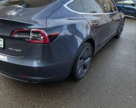 Серый Тесла Модель 3, объемом двигателя 0 л и пробегом 120 тыс. км за 22500 $, фото 4 на Automoto.ua