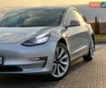 Серый Тесла Модель 3, объемом двигателя 0 л и пробегом 117 тыс. км за 17500 $, фото 4 на Automoto.ua