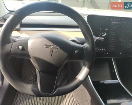 Сірий Тесла Модель 3, об'ємом двигуна 0 л та пробігом 168 тис. км за 16399 $, фото 54 на Automoto.ua
