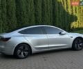 Серый Тесла Модель 3, объемом двигателя 0 л и пробегом 145 тыс. км за 14999 $, фото 11 на Automoto.ua