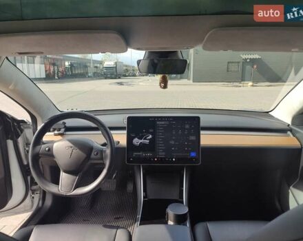 Сірий Тесла Модель 3, об'ємом двигуна 0 л та пробігом 144 тис. км за 16299 $, фото 39 на Automoto.ua