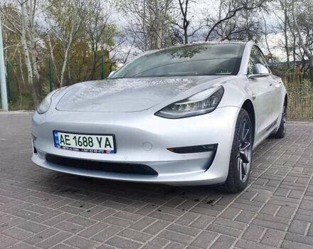 Сірий Тесла Модель 3, об'ємом двигуна 0 л та пробігом 144 тис. км за 16299 $, фото 4 на Automoto.ua