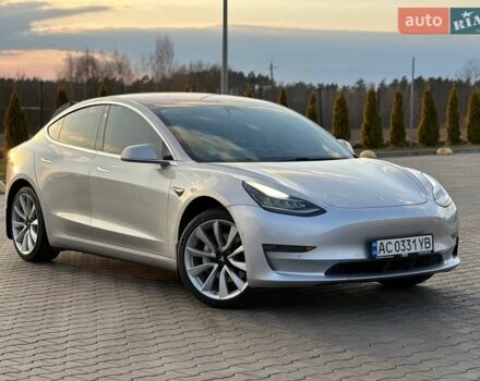 Серый Тесла Модель 3, объемом двигателя 0 л и пробегом 117 тыс. км за 17500 $, фото 1 на Automoto.ua