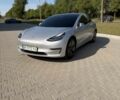 Серый Тесла Модель 3, объемом двигателя 0 л и пробегом 141 тыс. км за 15400 $, фото 6 на Automoto.ua