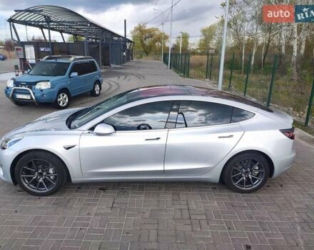 Сірий Тесла Модель 3, об'ємом двигуна 0 л та пробігом 144 тис. км за 16299 $, фото 21 на Automoto.ua