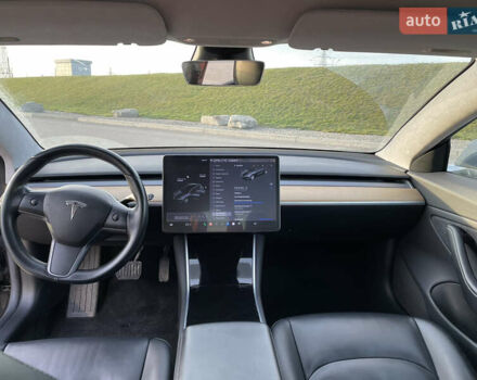 Сірий Тесла Модель 3, об'ємом двигуна 0 л та пробігом 103 тис. км за 22500 $, фото 14 на Automoto.ua