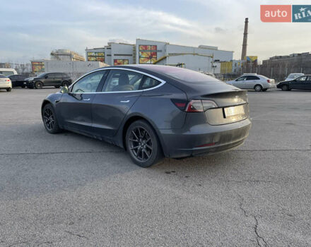 Сірий Тесла Модель 3, об'ємом двигуна 0 л та пробігом 103 тис. км за 22500 $, фото 7 на Automoto.ua