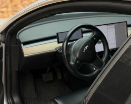 Сірий Тесла Модель 3, об'ємом двигуна 0 л та пробігом 167 тис. км за 16000 $, фото 4 на Automoto.ua