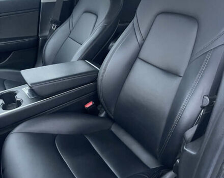 Серый Тесла Модель 3, объемом двигателя 0 л и пробегом 140 тыс. км за 16500 $, фото 6 на Automoto.ua