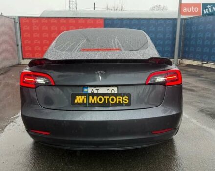 Серый Тесла Модель 3, объемом двигателя 0 л и пробегом 162 тыс. км за 13999 $, фото 5 на Automoto.ua
